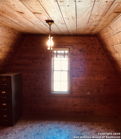 Image 19 of 23 For 2940 Castroville