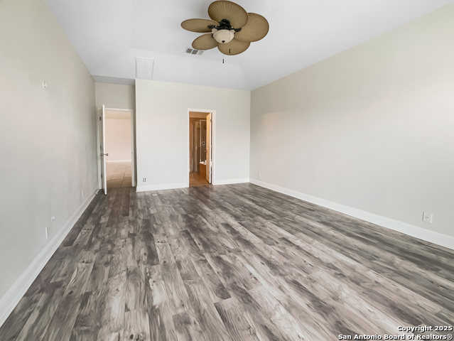 Image 10 of 17 For 269 Cansiglio