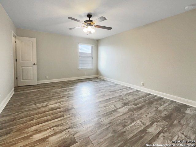 Image 14 of 17 For 269 Cansiglio