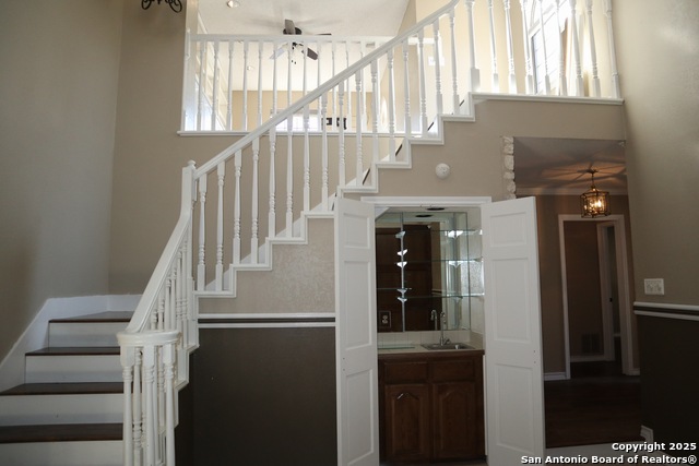 Image 11 of 31 For 10010 Tezel Dr