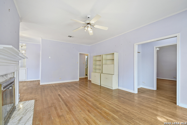 Image 11 of 39 For 507 Parland Place