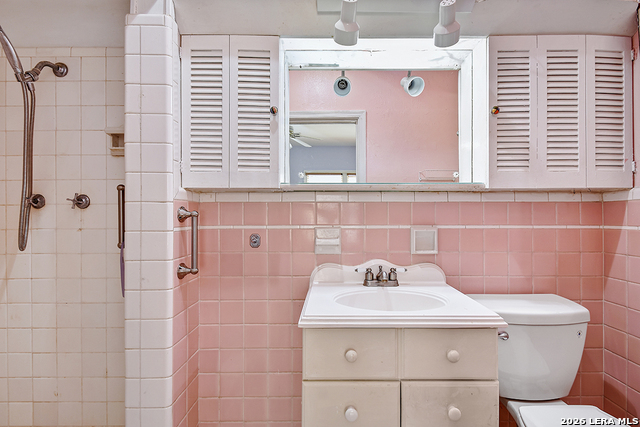 Image 14 of 39 For 507 Parland Place