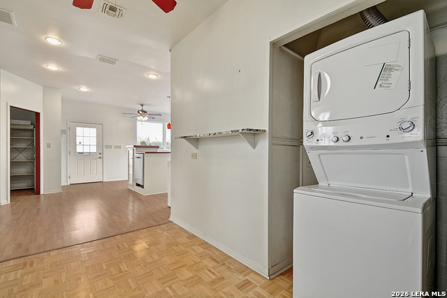 Image 26 of 39 For 507 Parland Place