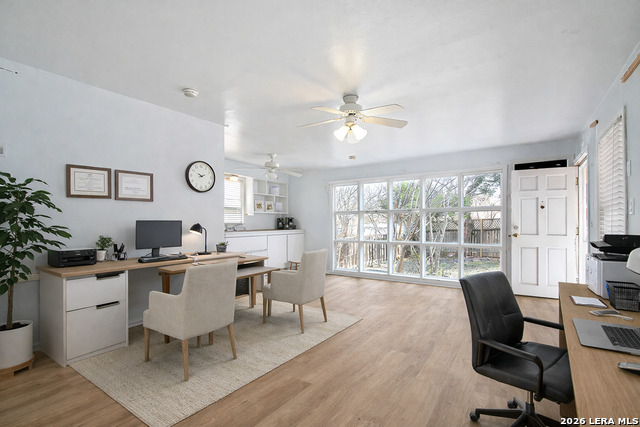 Image 31 of 39 For 507 Parland Place