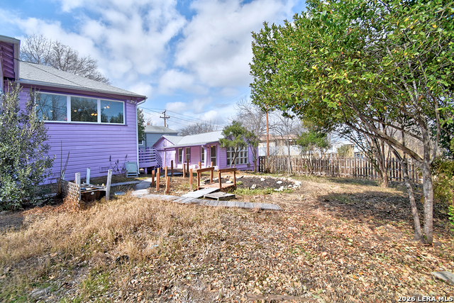 Image 35 of 39 For 507 Parland Place