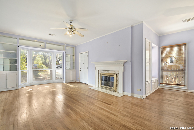 Image 8 of 39 For 507 Parland Place