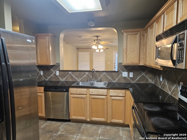 Image 12 of 32 For 6721 Biscay Harbor