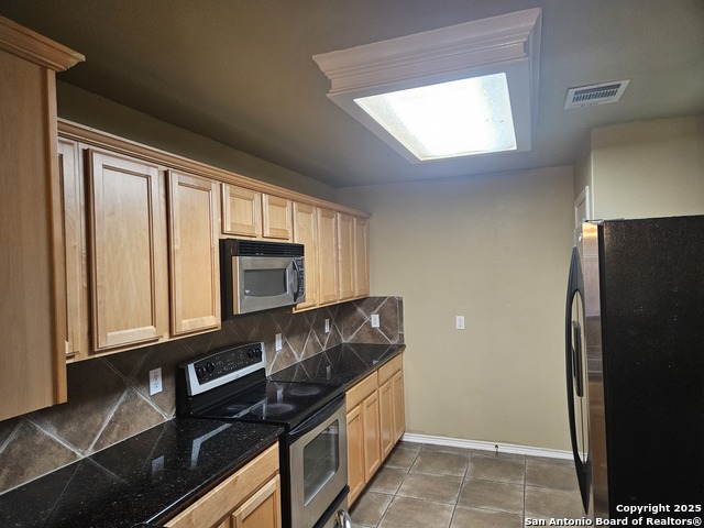 Image 13 of 32 For 6721 Biscay Harbor