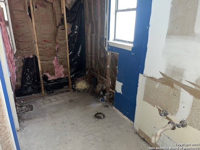 Image 18 of 24 For 841 Garden Meadow