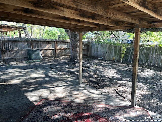 Image 20 of 24 For 841 Garden Meadow