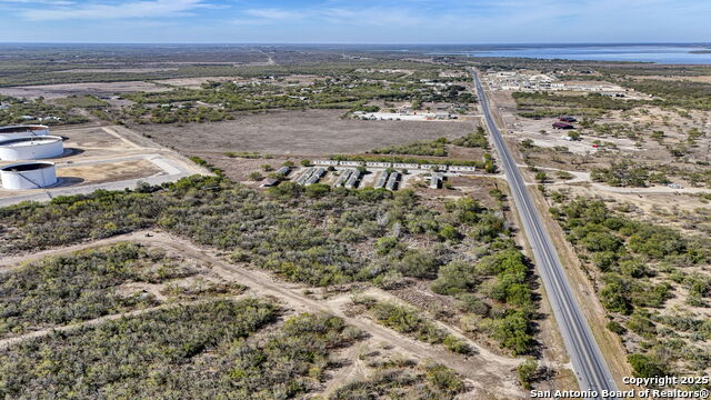 Listing photo id 19 for 2569 Highway 72