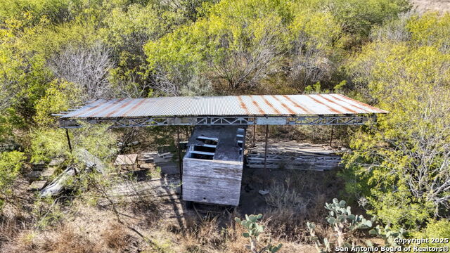 Listing photo id 31 for 2569 Highway 72