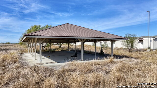 Listing photo id 32 for 2569 Highway 72