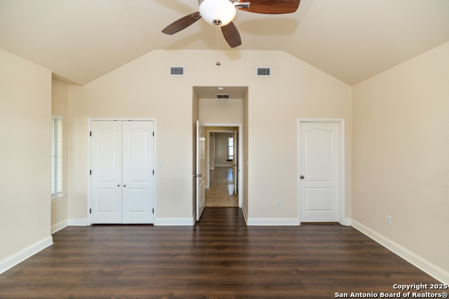 Image 4 of 9 For 1026 Avenue H