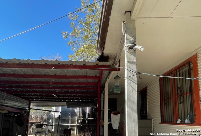 Image 4 of 21 For 1002 Menchaca