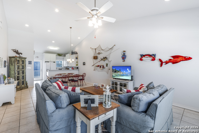 Listing photo id 2 for 1901 S Station St #121  121