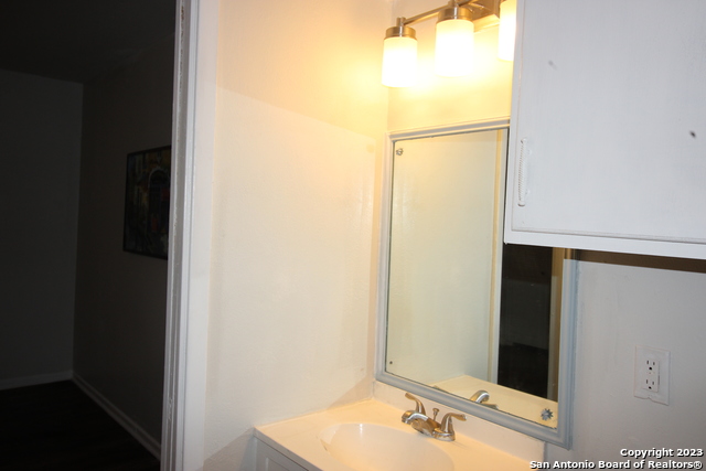 Image 13 of 20 For 536 Southtrail Dr