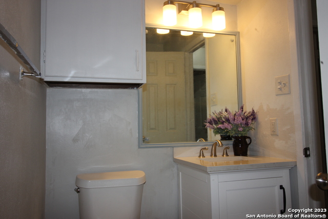 Image 17 of 20 For 536 Southtrail Dr