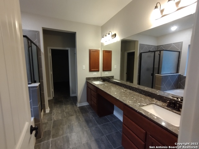 Image 13 of 35 For 11212 Hill Top Loop