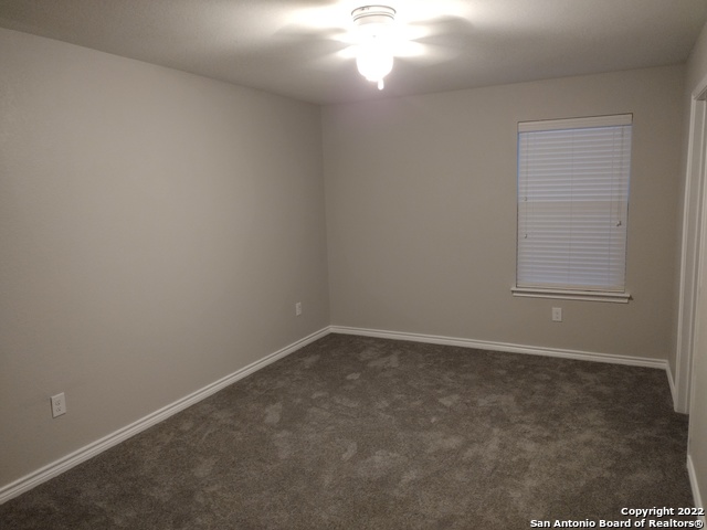 Image 25 of 35 For 11212 Hill Top Loop