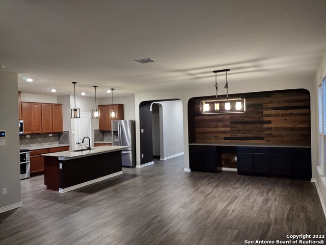 Image 8 of 35 For 11212 Hill Top Loop