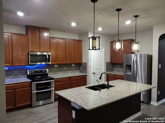 Image 9 of 35 For 11212 Hill Top Loop