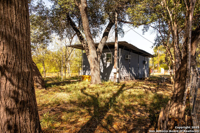 Listing photo id 26 for 5126 Sherry  