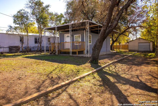 Listing photo id 2 for 5126 Sherry  