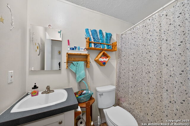 Image 25 of 34 For 350 Parkfield