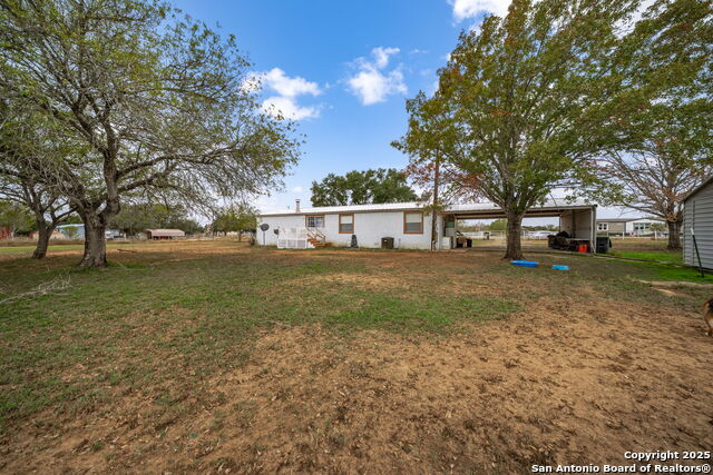 Image 33 of 34 For 350 Parkfield