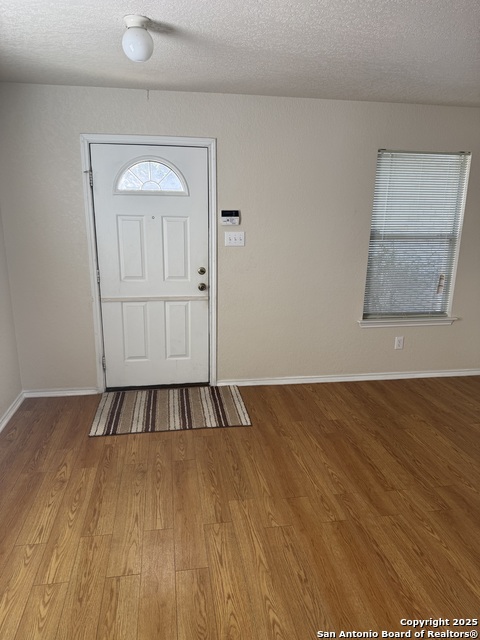 Listing photo id 3 for 1230 Range Field