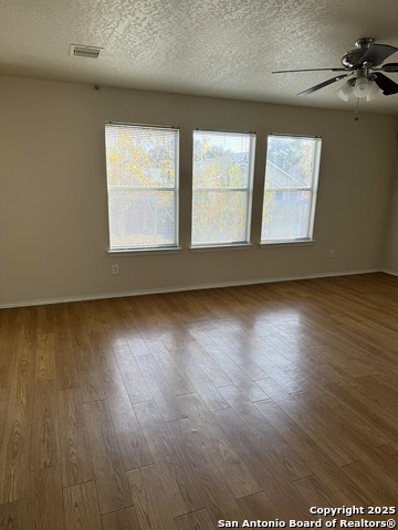 Listing photo id 5 for 1230 Range Field