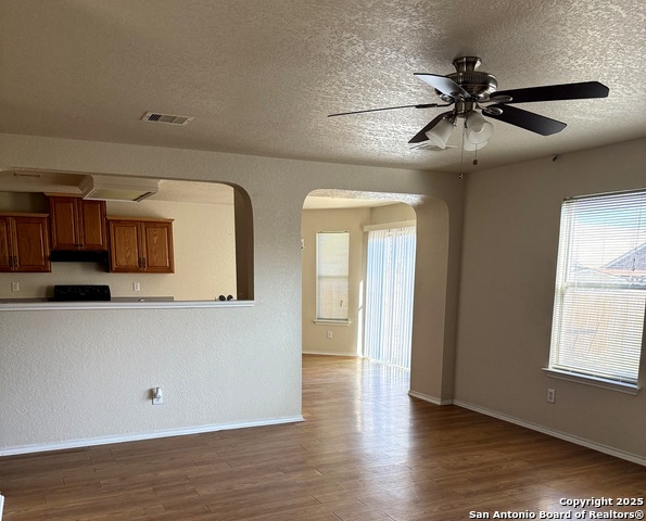 Listing photo id 7 for 1230 Range Field