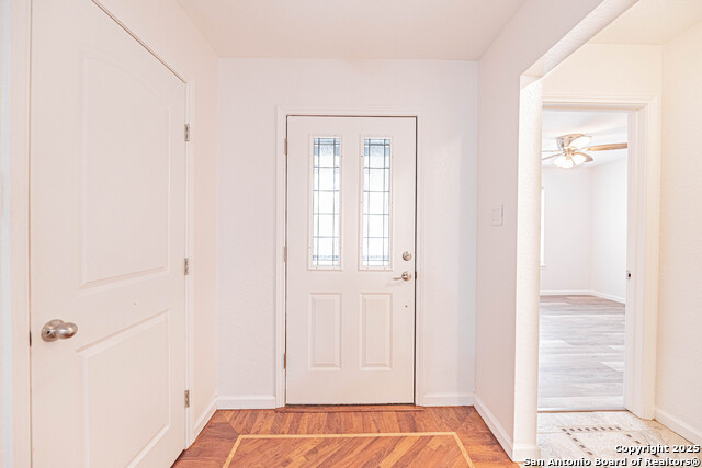 Image 19 of 39 For 380 Bear Ridge