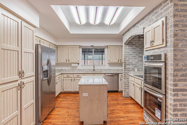 Image 7 of 39 For 380 Bear Ridge