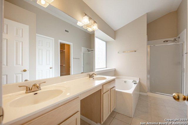 Listing photo id 22 for 303 Turtledove