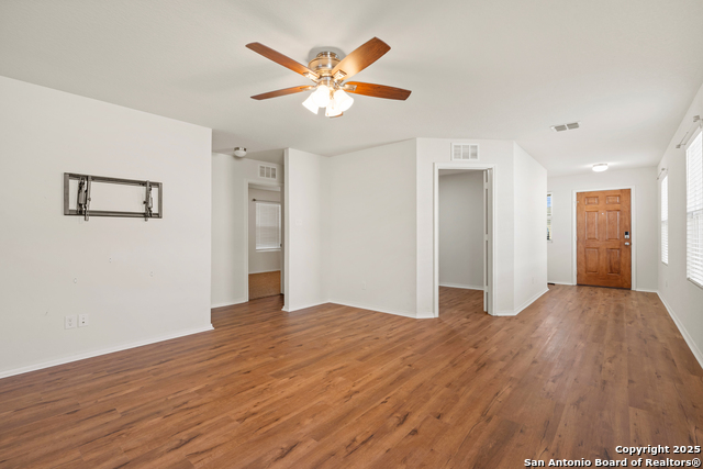 Image 16 of 27 For 227 Elderberry