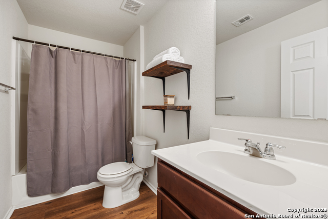 Image 18 of 27 For 227 Elderberry