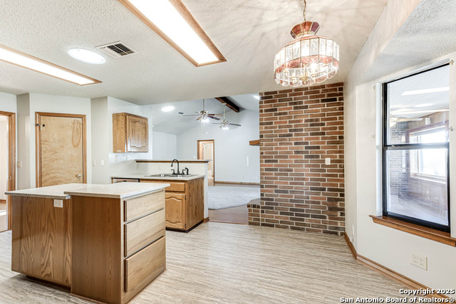 Image 17 of 42 For 2454 Island View