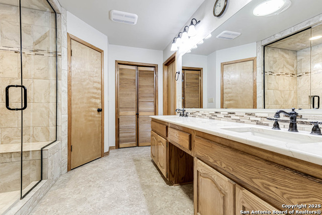 Image 21 of 42 For 2454 Island View