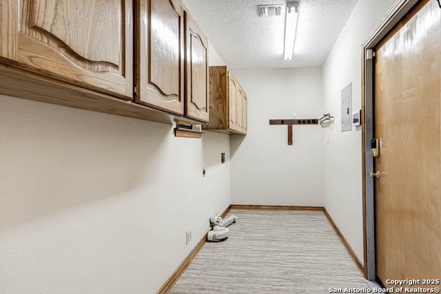 Image 25 of 42 For 2454 Island View