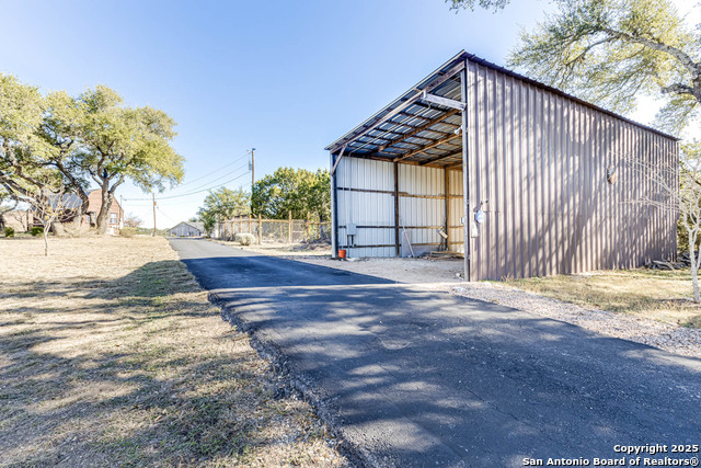 Image 31 of 42 For 2454 Island View