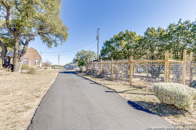 Image 34 of 42 For 2454 Island View