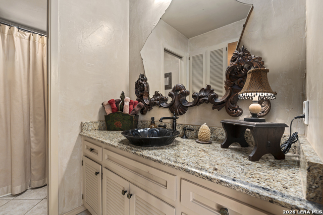 Image 18 of 34 For 3227 Old Blue Ridge