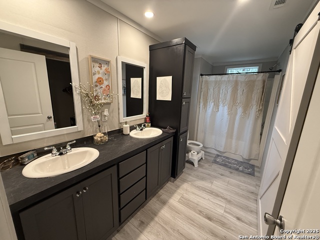 Image 10 of 18 For 133 Canyon Lake E