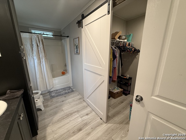 Image 11 of 18 For 133 Canyon Lake E