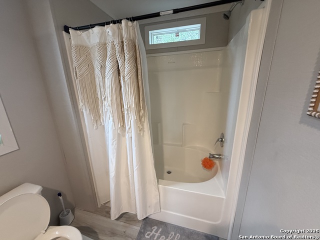 Image 12 of 18 For 133 Canyon Lake E