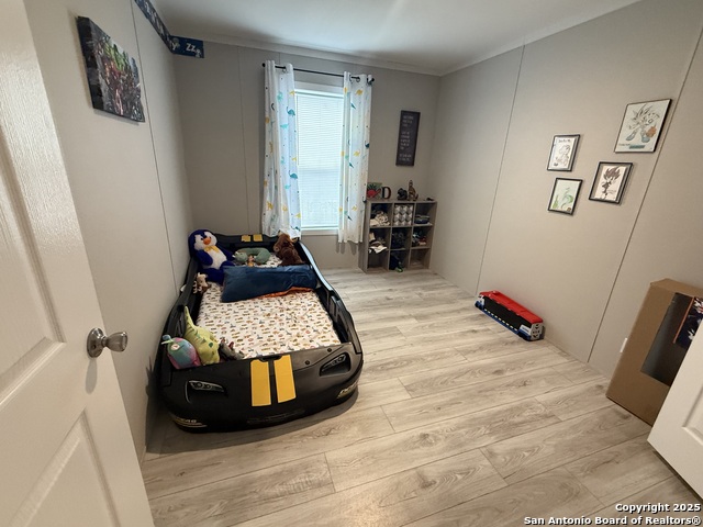 Image 13 of 18 For 133 Canyon Lake E