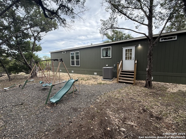 Image 17 of 18 For 133 Canyon Lake E