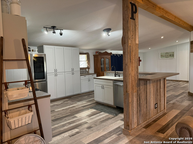 Image 9 of 30 For 17105 State Hwy 123 S